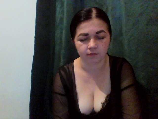 Anna332245 live cam on BongaCams