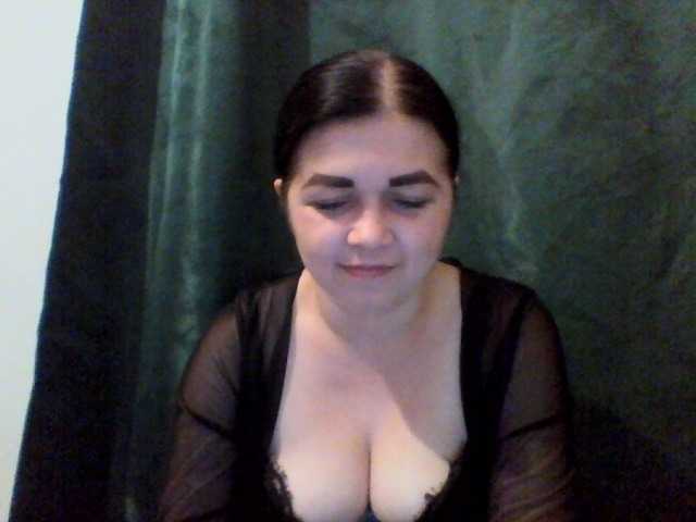 Anna332245 live cam on BongaCams