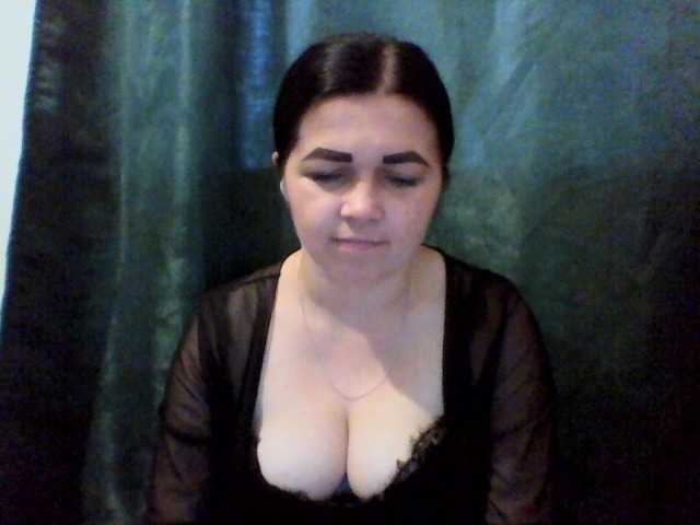 Anna332245 live cam on BongaCams