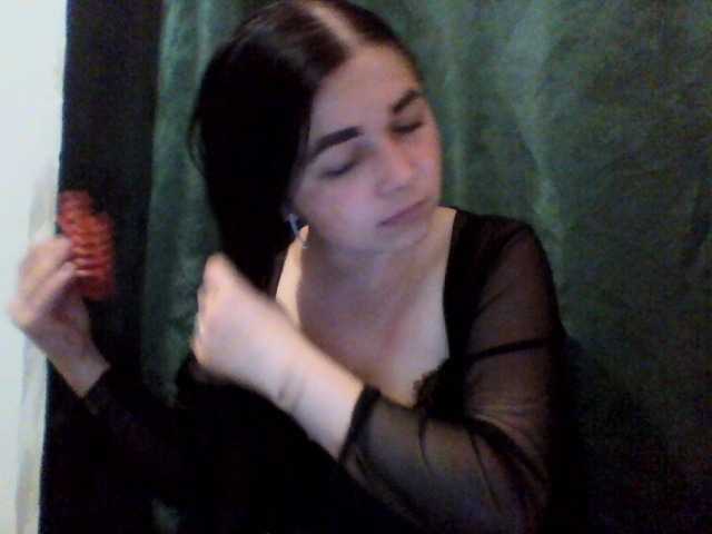 Anna332245 live cam on BongaCams