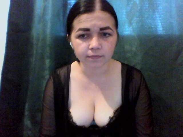 Anna332245 live cam on BongaCams