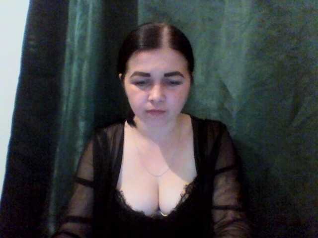 Anna332245 live cam on BongaCams