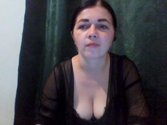 Anna332245 live cam on BongaCams