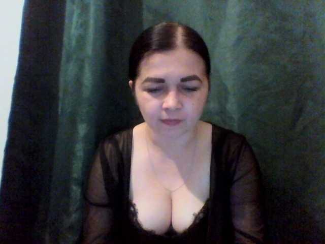 Anna332245, en directo ahora en BongaCams