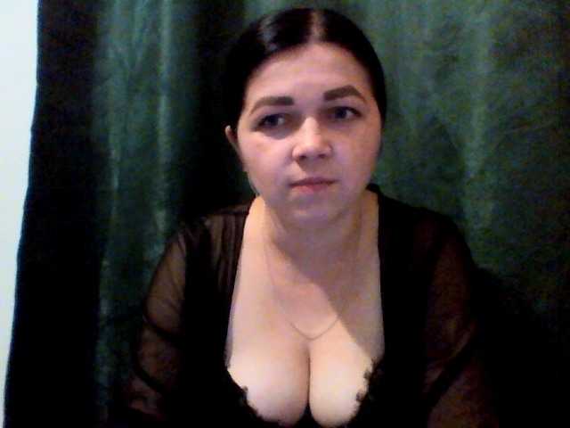 Anna332245 live cam on BongaCams
