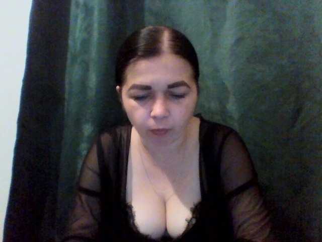 Anna332245, en directo ahora en BongaCams