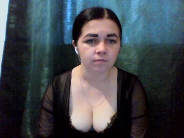 Anna332245 live cam on BongaCams