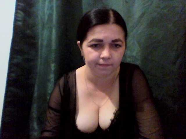 Anna332245 live cam on BongaCams