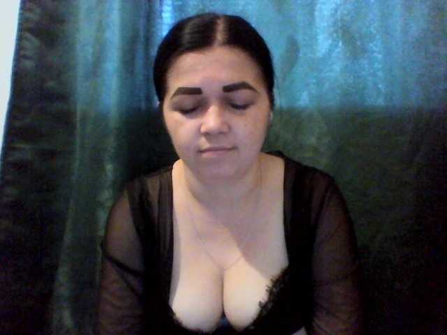 Anna332245 live cam on BongaCams