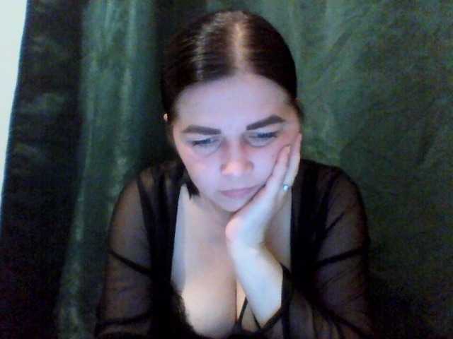 Anna332245 live cam on BongaCams