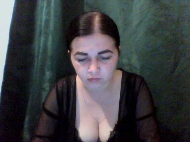 Anna332245 live cam on BongaCams