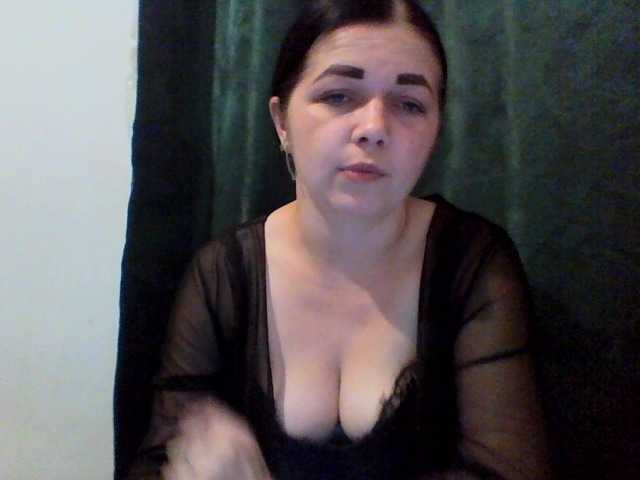 Anna332245 live cam on BongaCams