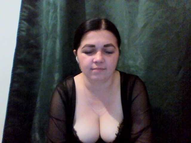 Anna332245 live cam on BongaCams