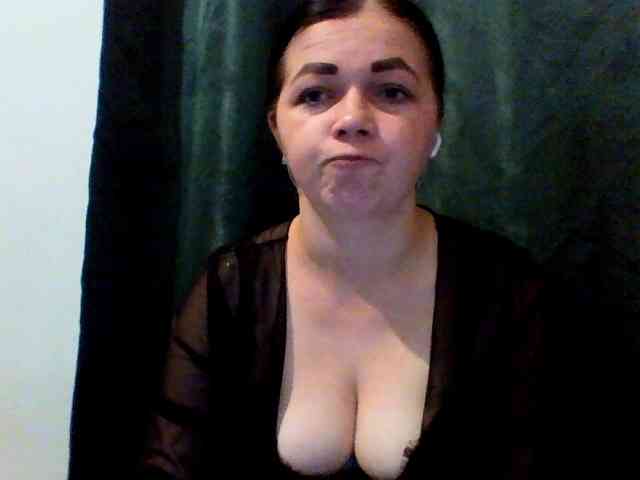 Anna332245 webcam