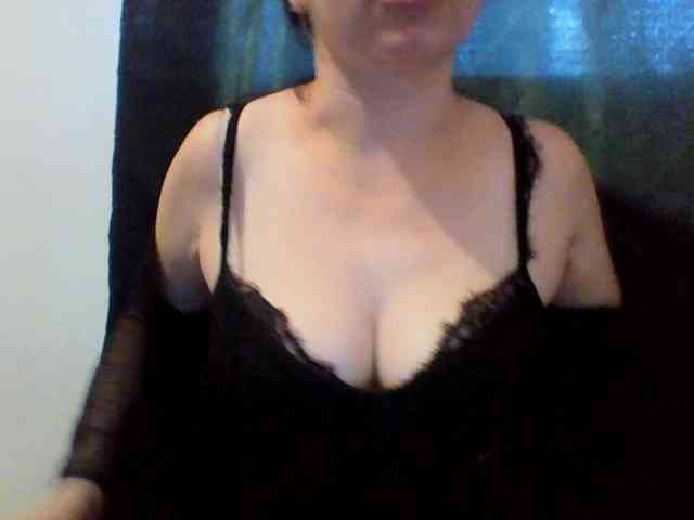 Anna332245 webcam