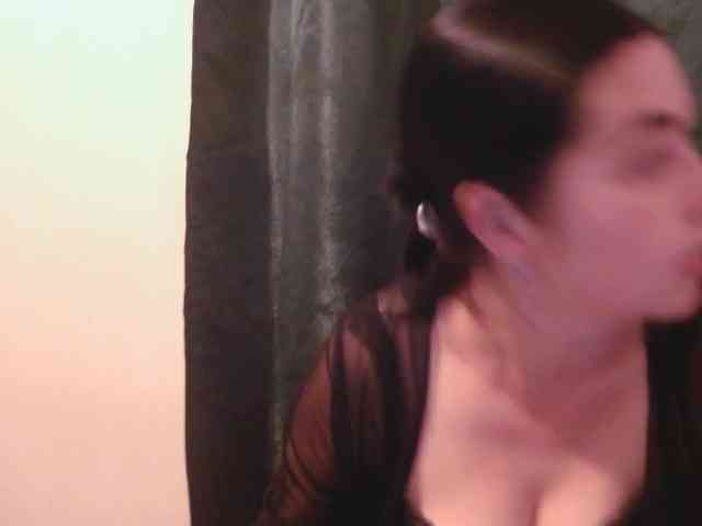 Anna332245 webcam