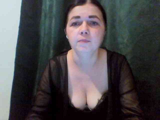 Anna332245's live stream