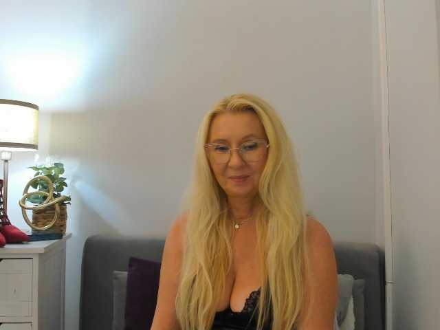 ClareSensual live cam on BongaCams