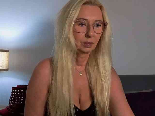 ClareSensual webcam
