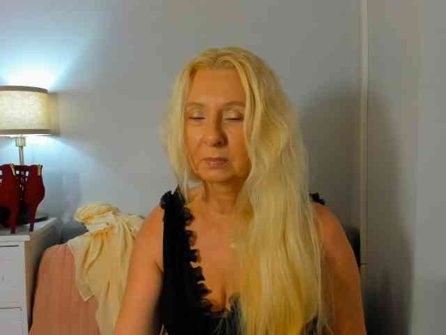 ClareSensual webcam