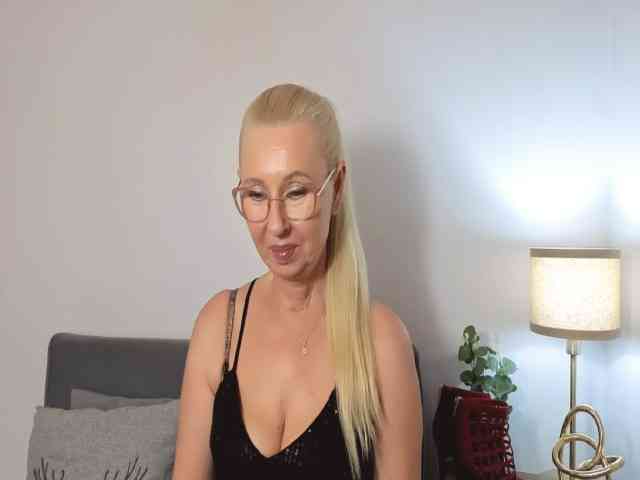 ClareSensual webcam