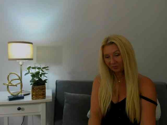 ClareSensual webcam