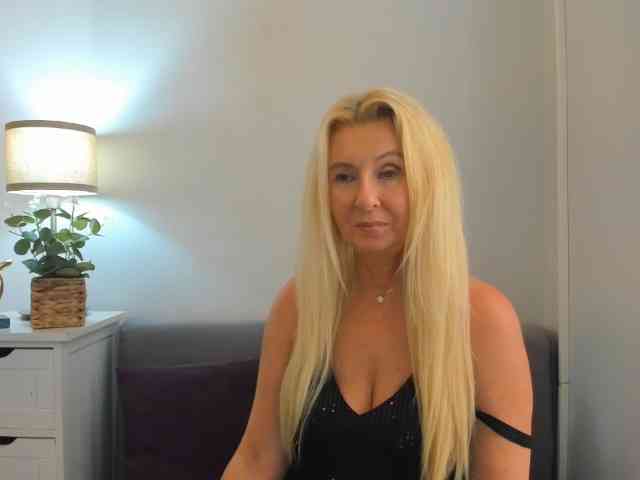 ClareSensual webcam