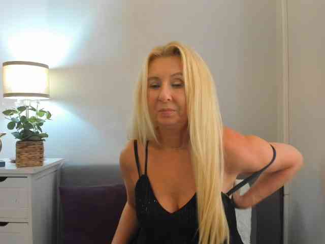 ClareSensual webcam