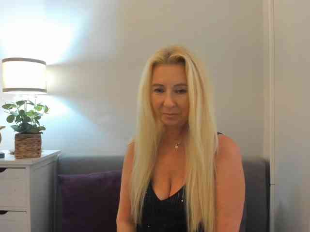 ClareSensual webcam