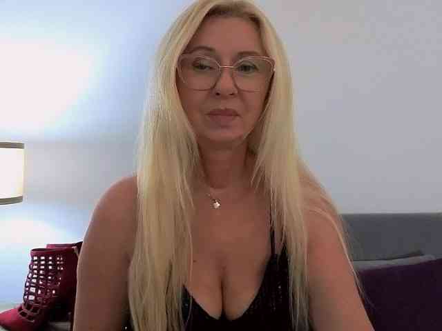 ClareSensual webcam
