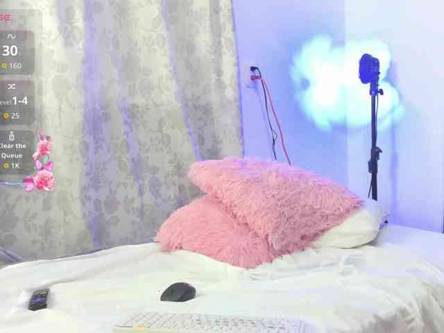 ScarletRose11 webcam