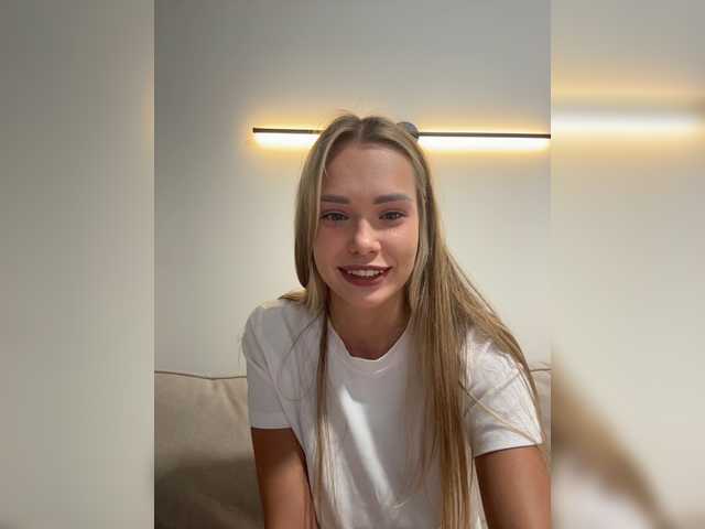 CrystalFairy live cam on BongaCams