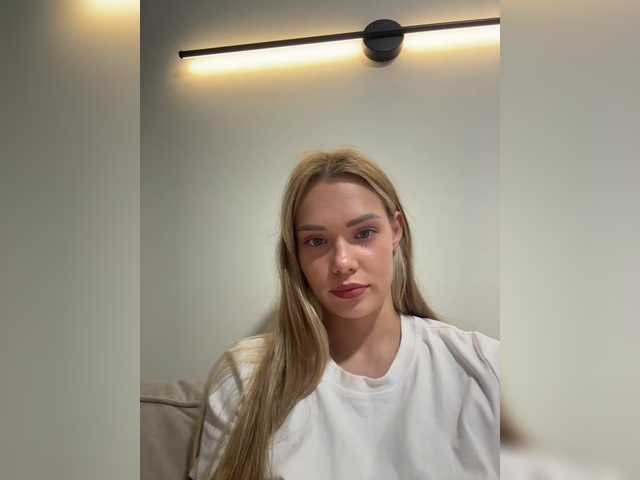 CrystalFairy live cam on BongaCams
