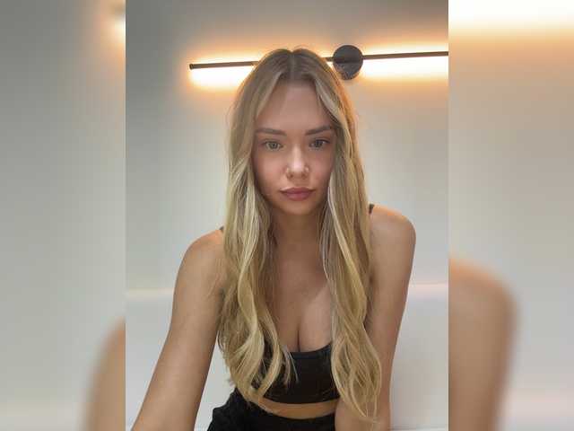 CrystalFairy live cam on BongaCams