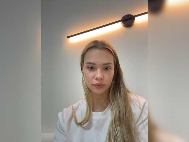 CrystalFairy live cam
