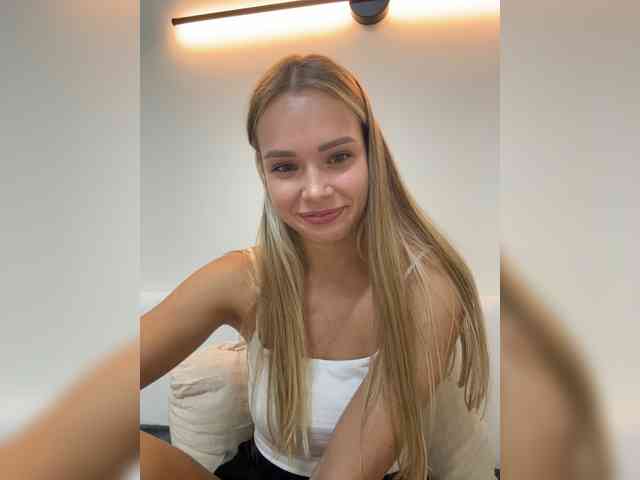 CrystalFairy webcam