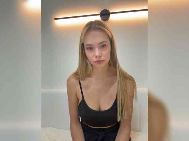 CrystalFairy webcam
