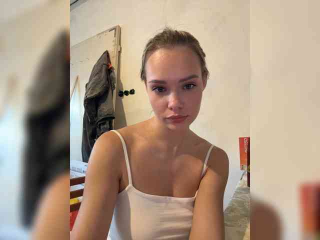CrystalFairy Live Webcam on BongaCams