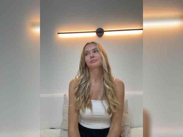 CrystalFairy webcam