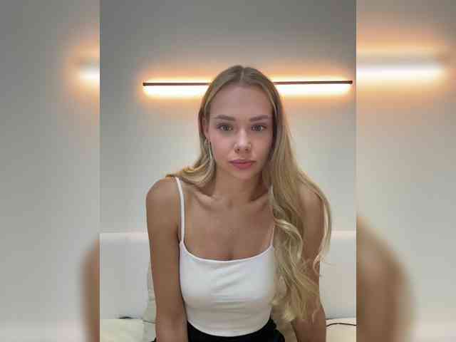 CrystalFairy webcam