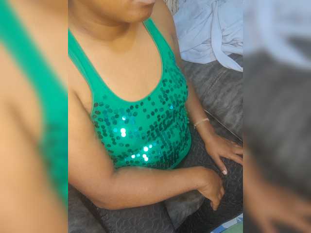 Gina8 live cam on BongaCams