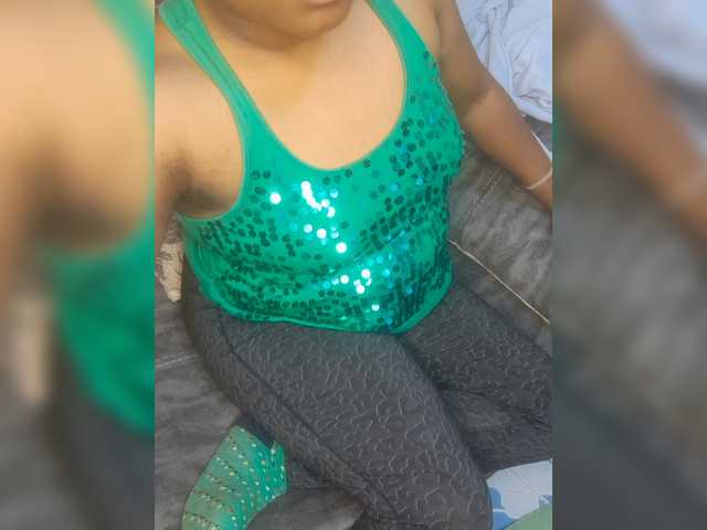 Gina8 live cam on BongaCams