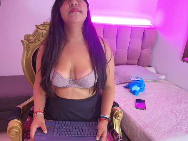ZaffiraNova live cam on BongaCams
