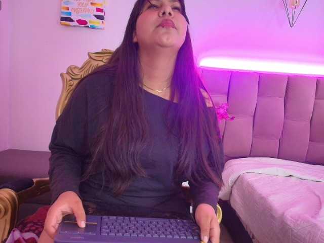 ZaffiraNova live cam on BongaCams
