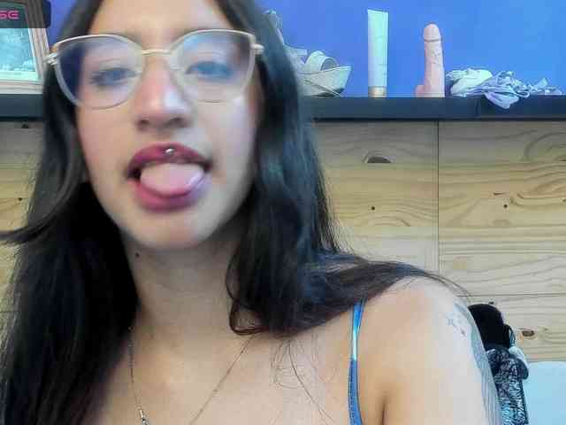 sarahy-evans webcam