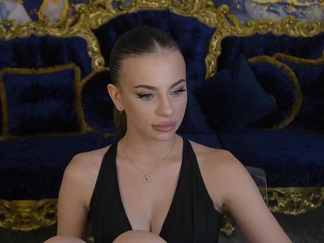 Katrinkaa live cam on BongaCams