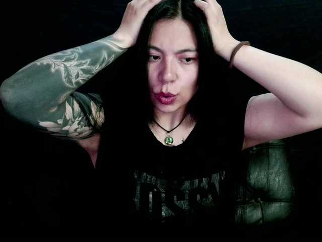GoddessValkyrie live cam on BongaCams