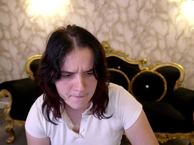 ZlataSky live cam on BongaCams