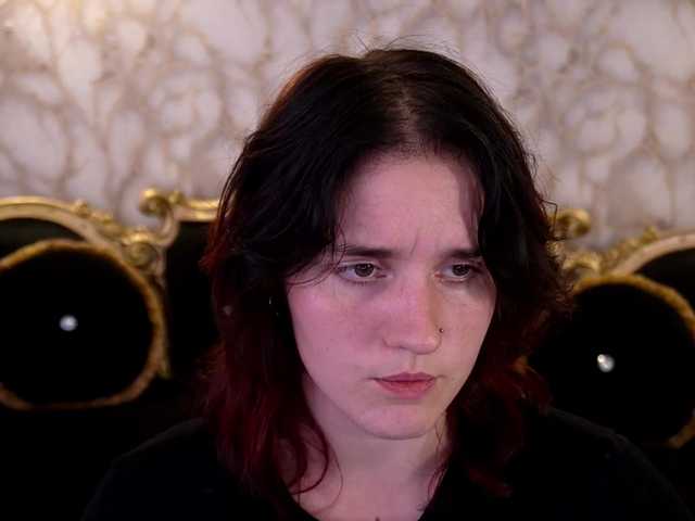 ZlataSky live cam on BongaCams