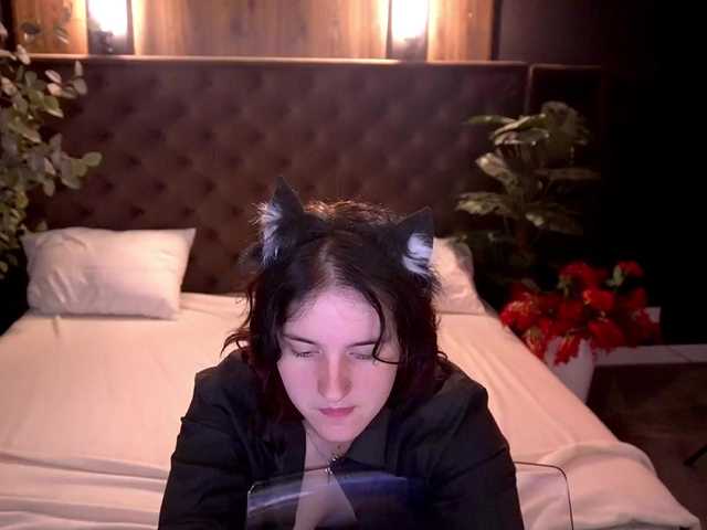 ZlataSky live cam on BongaCams